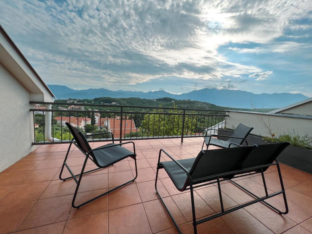 Апартаменты Six Senses Тиват Экстерьер фото